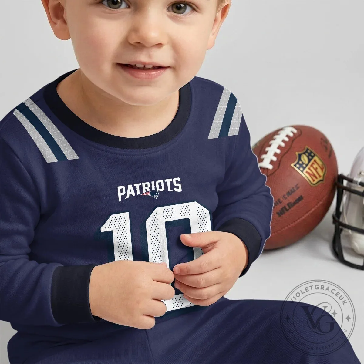 New England Patriots Mac Jones Number 10 Football Team Pajamas Set 33 New England Patriots Mac Jones Number 10 Football Team Pajamas Set