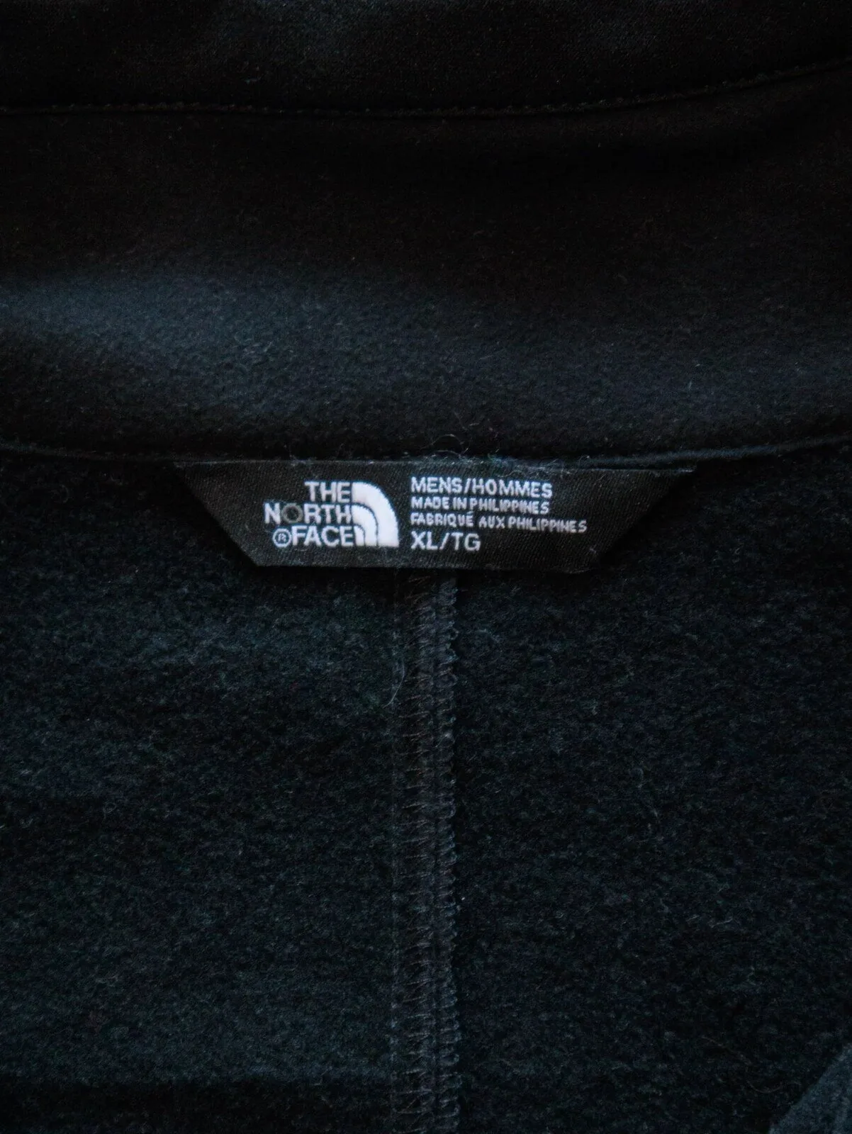 The North Face Black Full Zip Fleece Jacket 7 The North Face Black Full Zip Fleece Jacket